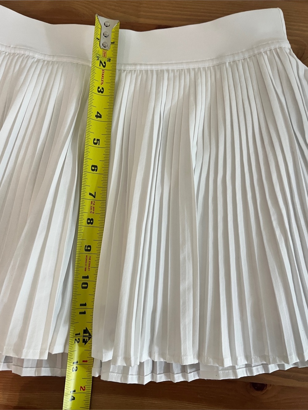 Lululemon White Pleated Tennis Skirt size 6 - Picture 2 of 7